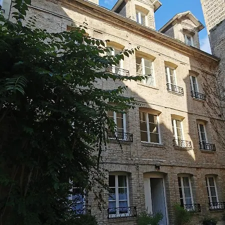 Le Phare Duplex Centre Ville * دْييب